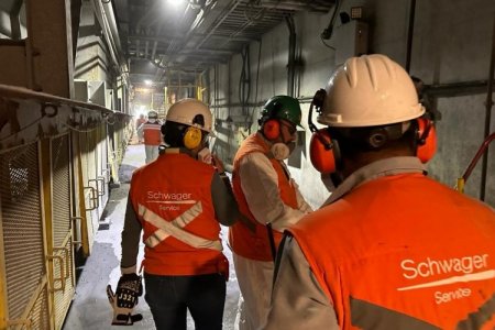 <p>Schwager e Incimmet se unen para potenciar la actividad de obras en preparación minera en Perú y Chile</p>