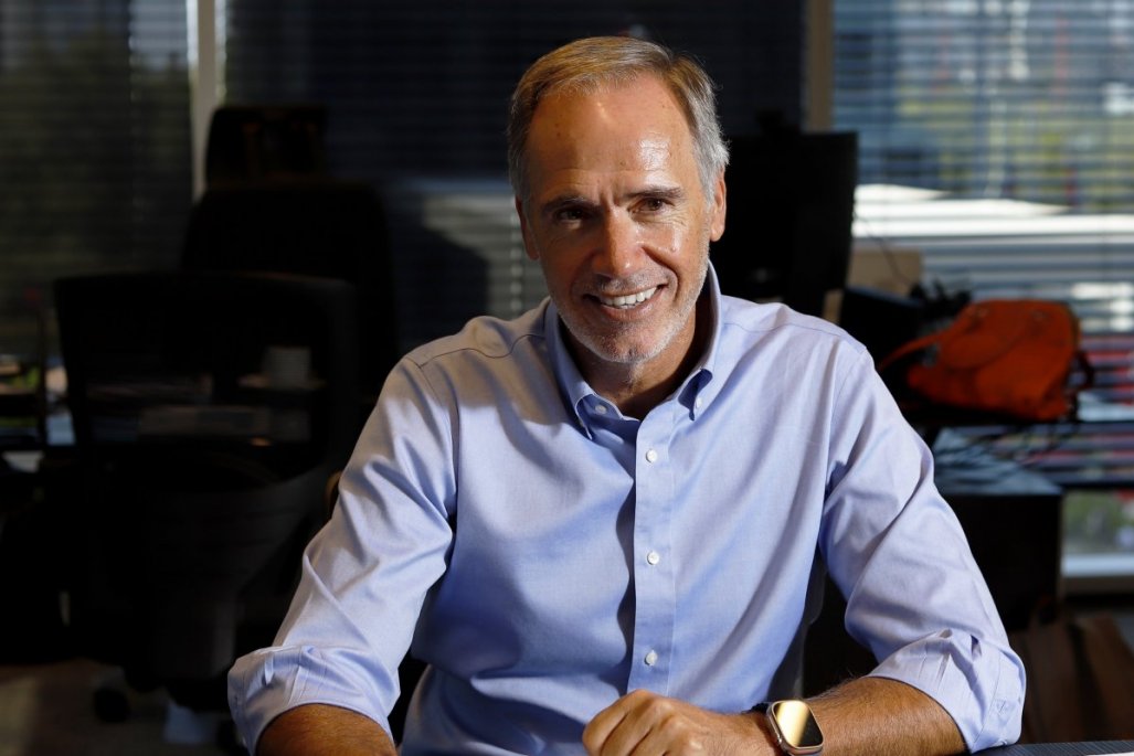 Enrique Ostalé pone sus fichas en el año 2025: 