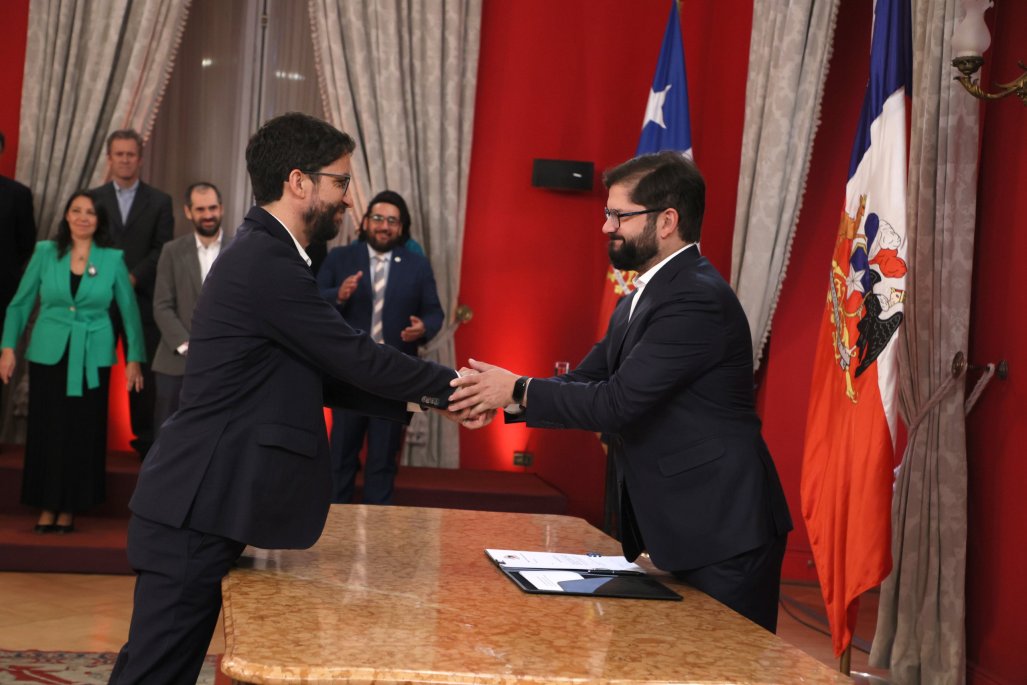 Boric designa a Giorgio Boccardo como nuevo ministro del Trabajo y pide neutralidad a su gabinete