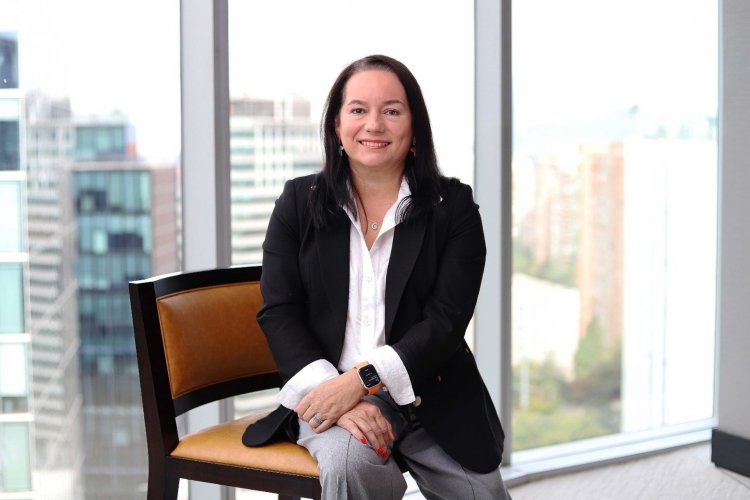 <p>Itaú mueve sus cartas en Colombia: la chilena Roxana Zamorano asumirá como vicepresidenta financiera y administrativa</p>