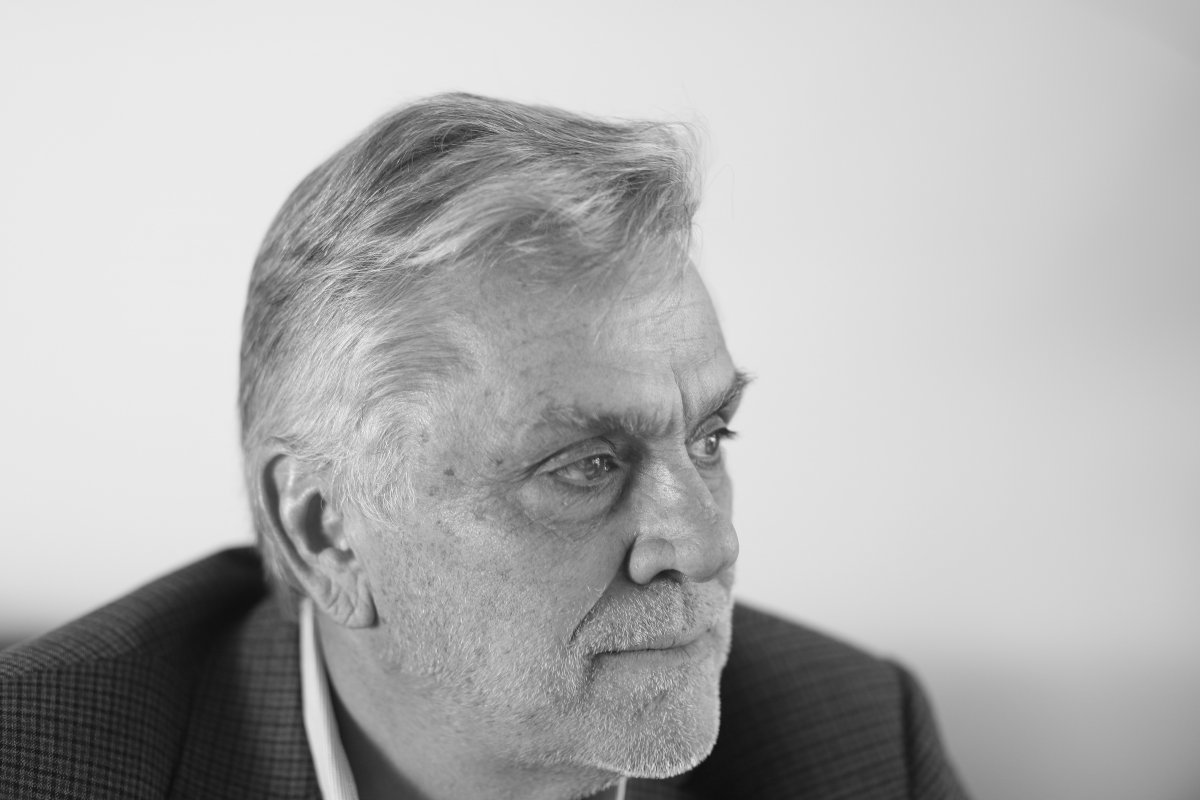 <p>Pablo Longueira: “Hay que refundar el país”</p>