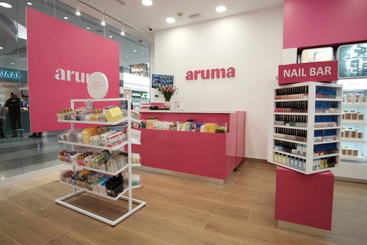 <p>La cadena peruana del sector belleza, Aruma, llega a Bogotá y proyecta 25 aperturas</p>