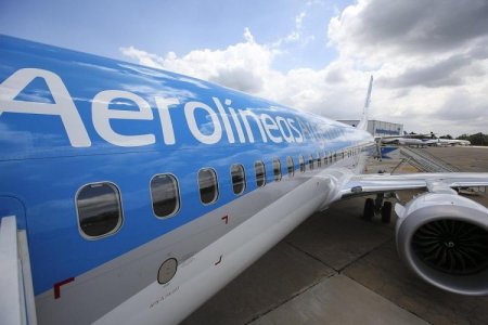 <p>Aerolíneas Argentinas triplicará sus vuelos a Miami en verano: tendrá 21 frecuencias semanales</p>