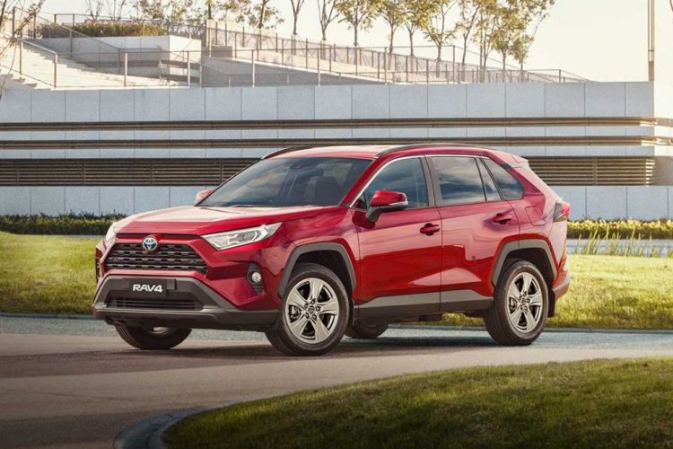<p>Toyota del Perú apunta a cinco nuevas sucursales y pisa el “acelerador” de la electrificación</p>