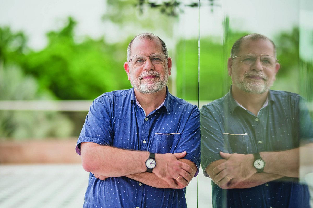 <p>Tyler Cowen, economista norteamericano: “Creo que Trump está loco, es vengativo y no sabe lo que está haciendo”</p>