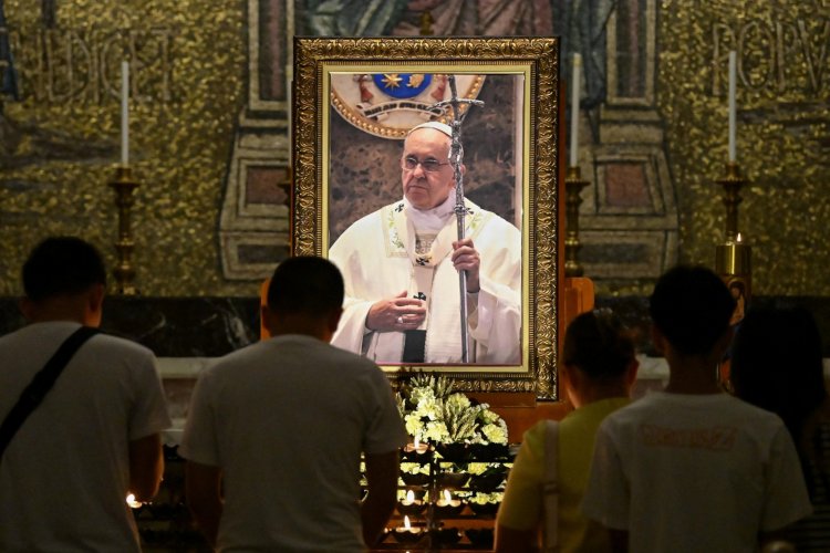 <p>Líderes latinoamericanos despiden al Papa Francisco en sentidos mensajes en las redes sociales</p>