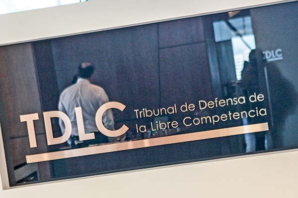 <p>Autorización de nuevo plan tarifario de Transbank enfrenta a la FNE con el TDLC</p>