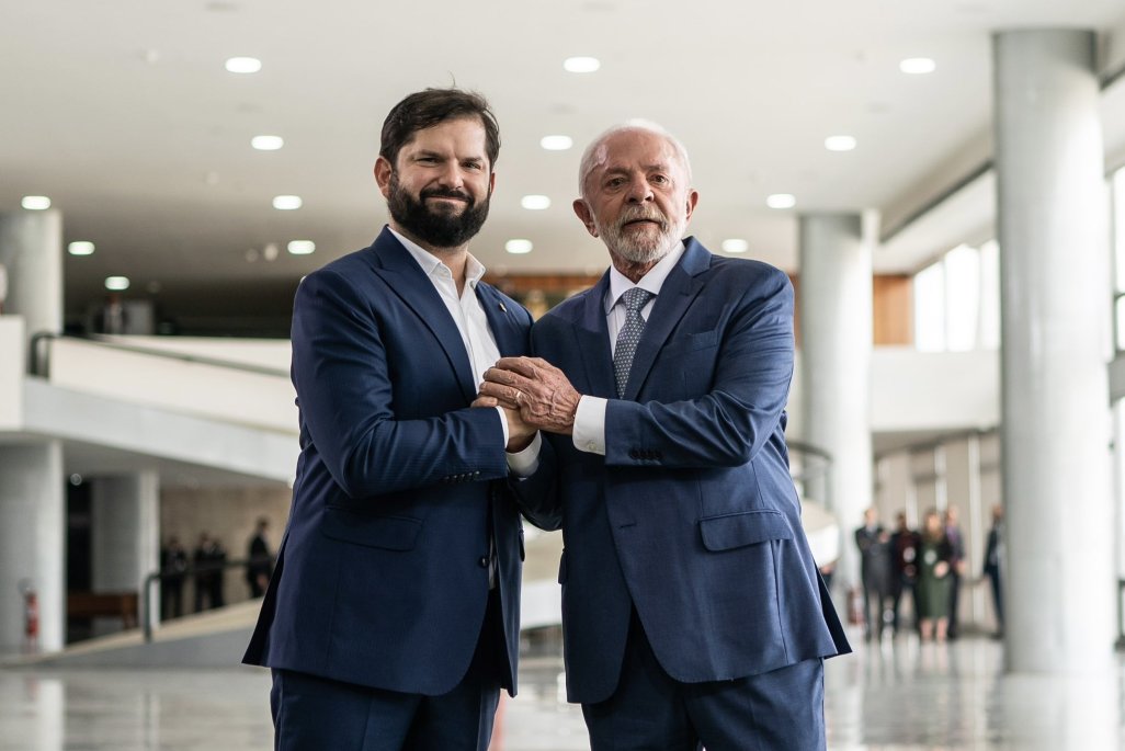 Boric critica la politización del comercio en Brasil