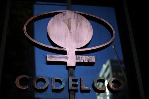 <p>Presidente Boric designa a exministro Moreno, Tamara Agnic y Ricardo Calderón como nuevos directores de Codelco</p>