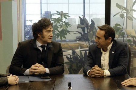 <p>Fuerte apoyo de Galperin a Milei: "Lo que hace en la Argentina es genial"</p>