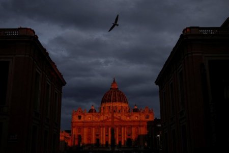 <p>El cónclave para elegir al nuevo Papa comenzará el 7 de mayo</p>