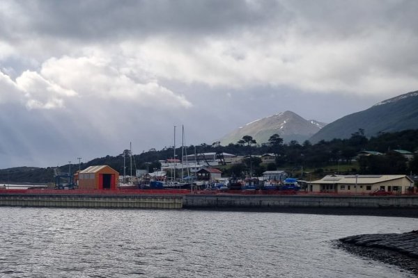 <p>Senapred establece evacuar sectores costeros de Magallanes por amenaza de tsunami tras sismo al sur de Puerto Williams</p>
