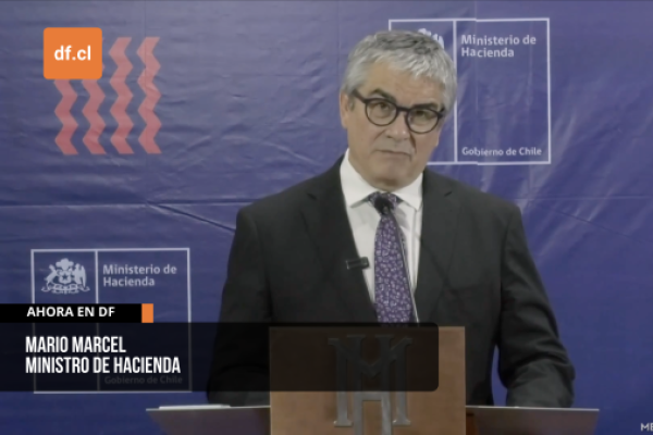 <p>Ahora en DF | Marcel valora Imacec de marzo: “Sitúa a la economía en buen pie para enfrentar los meses que vienen”</p>