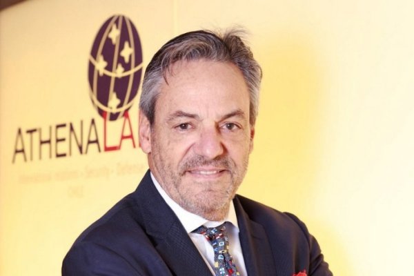 <p>El segundo tiempo del banco escocés de Nicolás Ibáñez</p>