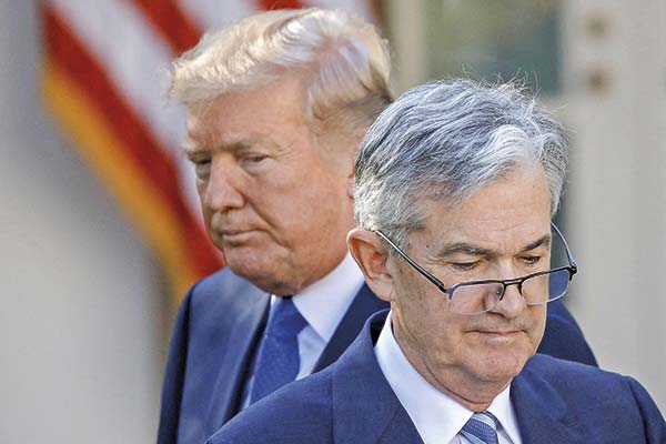 <p>Jerome Powell, asediado por Trump para que baje las tasas, se reunirá esta semana con sus pares de la Fed. El mercado anticipa que dejarán el tipo rector intacto. Foto: Reuters</p>