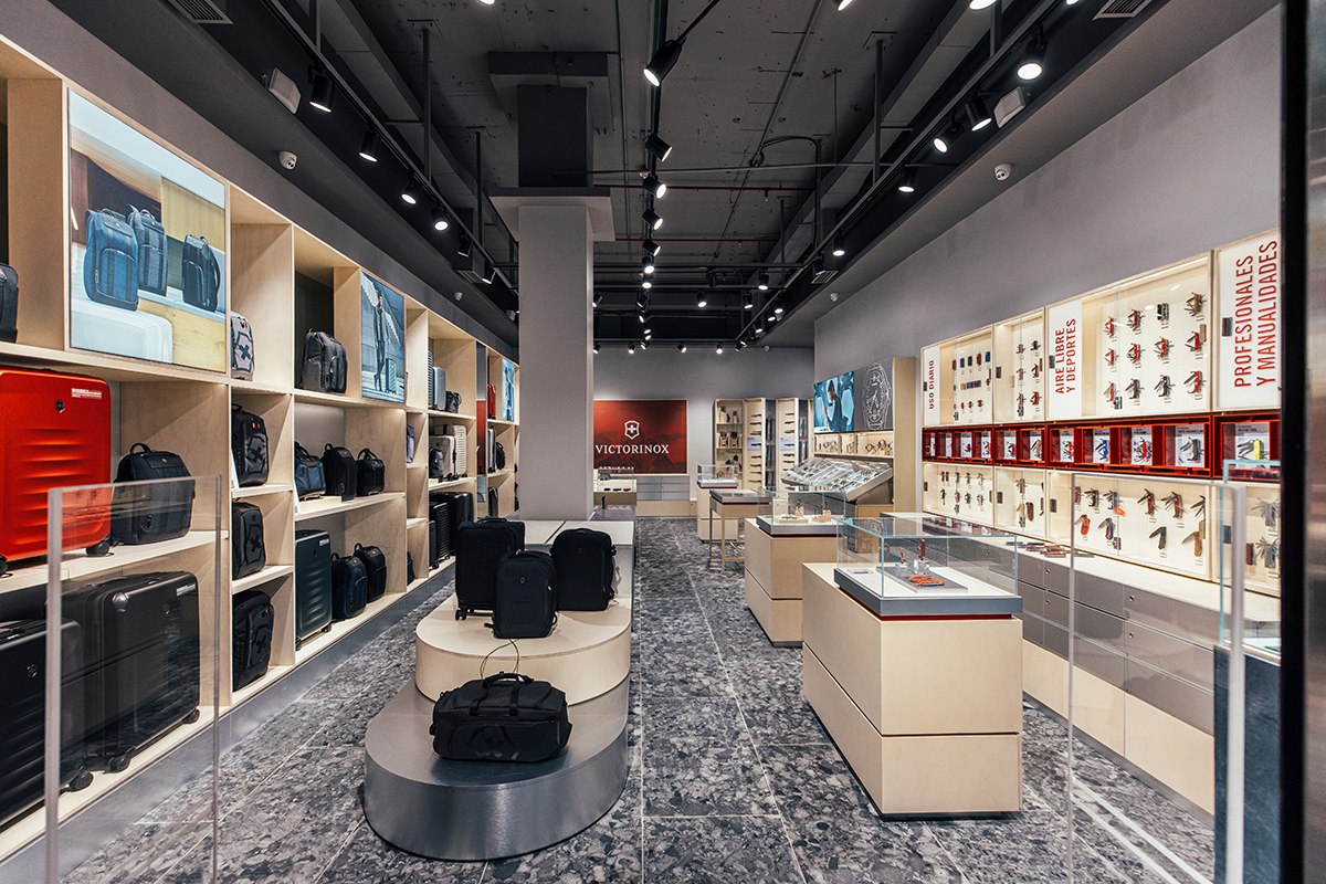 <p>La nueva experiencia que llega a la icónica tienda de Victorinox en Parque Arauco</p>
