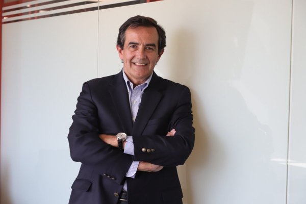 <p>Hernán Orellana, consultor y director de empresas</p>