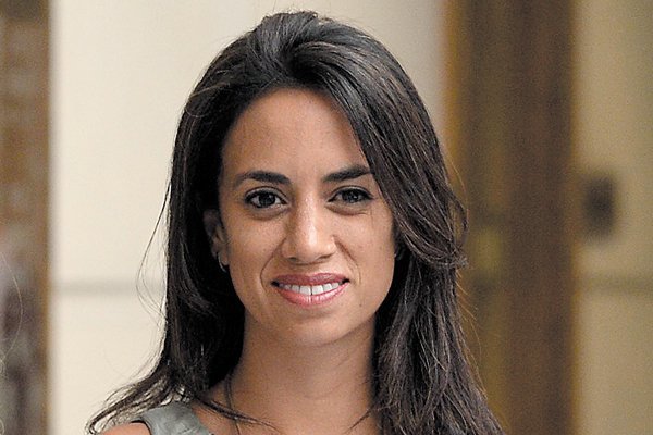 <p>Paulina Núñez (RN): “Para tener gobernabilidad necesitamos partidos políticos que representen a alguien y parlamentarios que respondan a su electorado”</p>