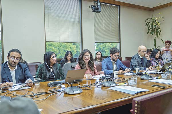 <p>La ministra Orellana junto a su par de Trabajo, Giorgio Boccardo, expusieron sobre el tema en el Congreso.</p>
