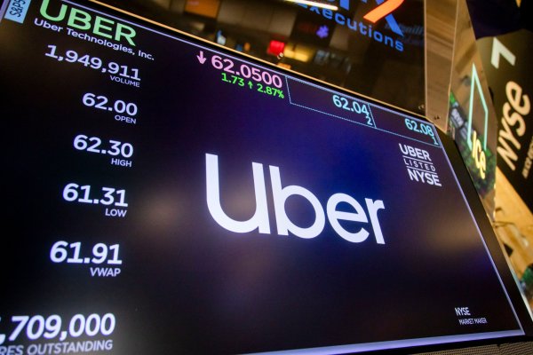 <p>Uber informó crecimiento más débil de lo esperado por desaceleración en su negocio de viajes compartidos en EEUU</p>