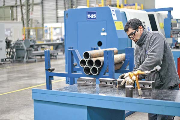 Otra ventaja de la certificación es la posibilidad de actualizar conocimientos sin dejar el trabajo.