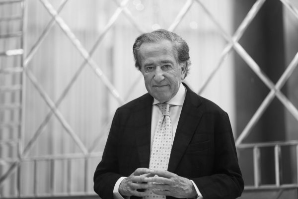 <p>Enrique Rojas: reflexiones de un psiquiatra bestseller</p>