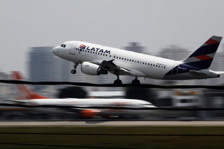 <p>Latam retoma la operación de rutas históricas desde Argentina y aumenta en 27% la oferta</p>
