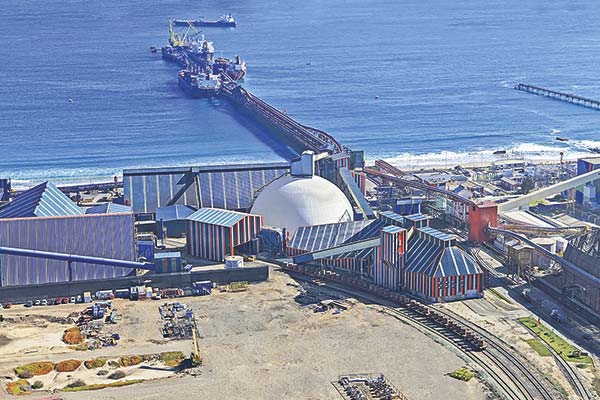 <p>Ministerio de Energía reconoce a Puerto Ventanas por su gestión en eficiencia energética</p>