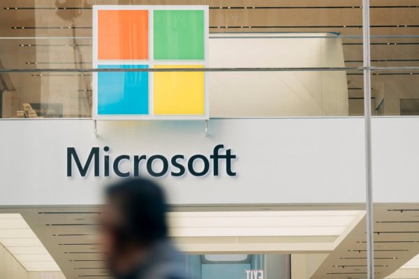 <p>Microsoft despedirá a unos 6 mil trabajadores de todos los niveles y divisiones para simplificar sus procesos de gestión</p>