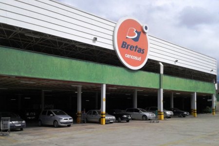 <p>Cencosud concreta la venta de 32 supermercados de la cadena brasileña Bretas</p>
