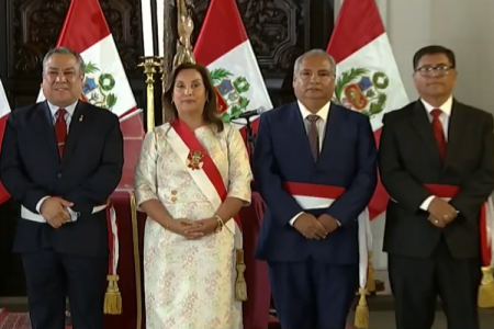 <p>Remezón político: Perú cambia tres ministros, entre ellos al de Economía con solo tres meses en el cargo</p>