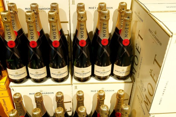 <p>La crisis de Moët Hennessy: acuerdos dudosos, precios al alza y arrogancia</p>