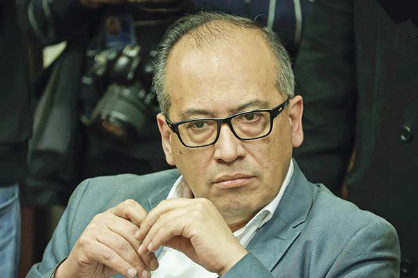 Héctor Ulloa (Indep. PPD) por proyecto de permisología: “Me parece que todavía es una respuesta tibia, tímida, de lo que debemos hacer”