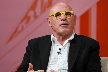 <p>Mexicana América Móvil es la apuesta top de uno de los fondos más exitosos de 2024</p>