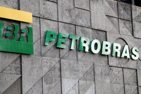 Trabajadores petroleros de Brasil planean dos días de huelga en Petrobras contra medidas de austeridad