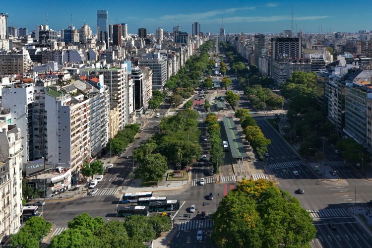 <p>Comprar un departamento volvió a ser un buen negocio en Buenos Aires: rentabilidad iguala a la de Uruguay</p>
