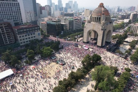 <p>UBS advierte sobre riesgos de corto plazo para México, pero también ve oportunidades apalancadas a su rol en las cadenas de suministro</p>