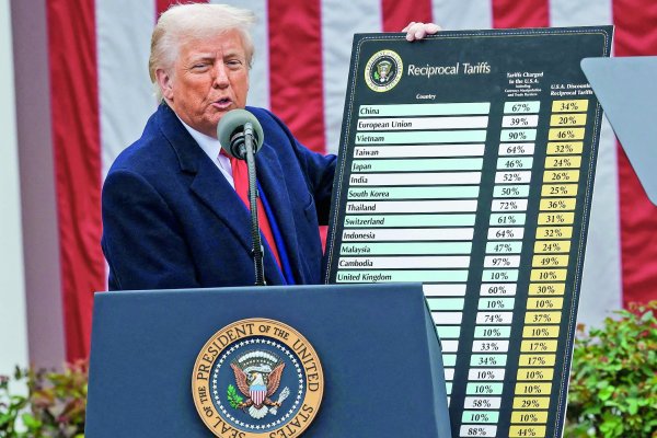 <p>El Presidente de Estados Unidos, Donald Trump, anunció el 2 de abril alza de aranceles para un conjunto de países, Foto: Reuters</p>
