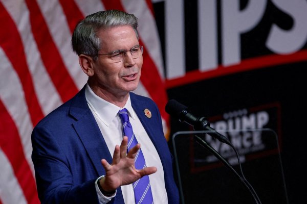 <p>El mensaje de este domingo del secretario del Tesoro: Trump cumplirá amenazas arancelarias si los países no negocian de "buena fe"</p>