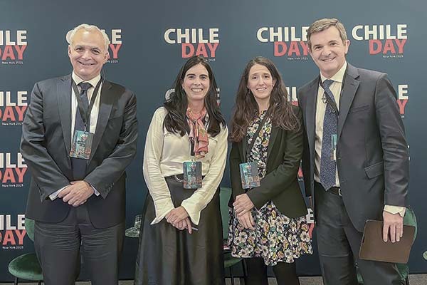 <p>Nuevo régimen de inversión de los fondos de pensiones y permisología marcan primera jornada de Chile Day en Nueva York</p>