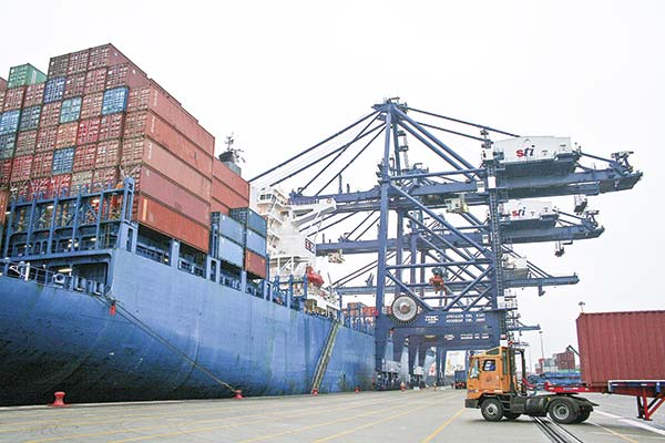 Puerto de San Antonio selecciona a 34 empresas para terminal exterior que totaliza inversión de US$ 4.000 millones