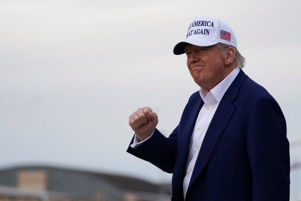 <p>Trump arremete contra Harvard y amenaza con retirarle US$ 3 mil millones en fondos para becas</p>