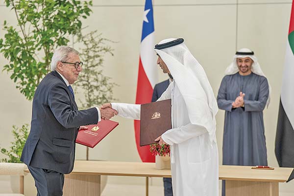 <p>Chile y el Golfo conforman cámara para potenciar relación bilateral</p>