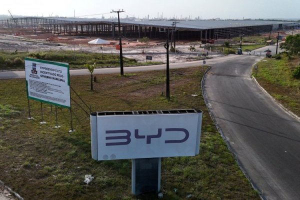 Fiscalía brasileña demanda a BYD por mantener a sus trabajadores en "condiciones de esclavitud"