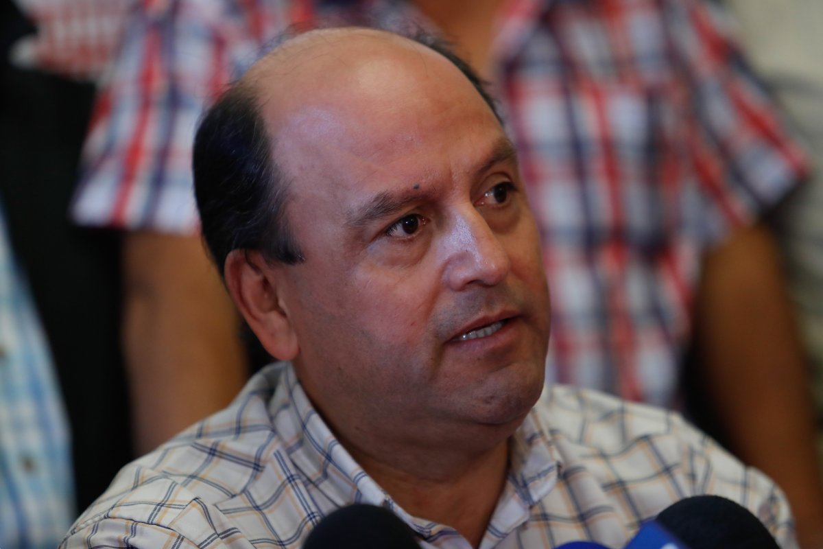 <p>Sorpresa en la CUT: José Manuel Díaz reemplazará a David Acuña en la presidencia</p>