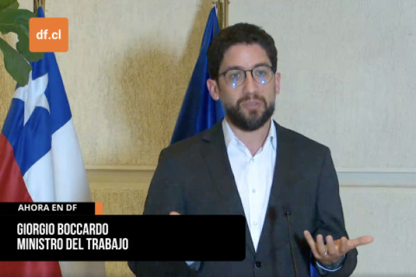 <p>Ahora en DF | Senado envía a tercer trámite proyecto de ley que incrementa el salario mínimo</p>