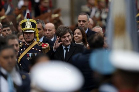 <p>Argentina recauda US$ 1.000 millones en subasta internacional de bonos en impulso a Milei</p>