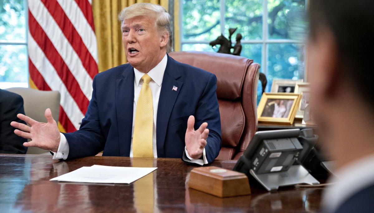 Trump denuncia a China por incumplimiento de acuerdos comerciales