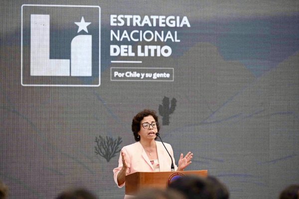 <p>Gobierno acoge dos nuevas solicitudes para proyectos privados de litio y suma cinco procedimientos en curso</p>