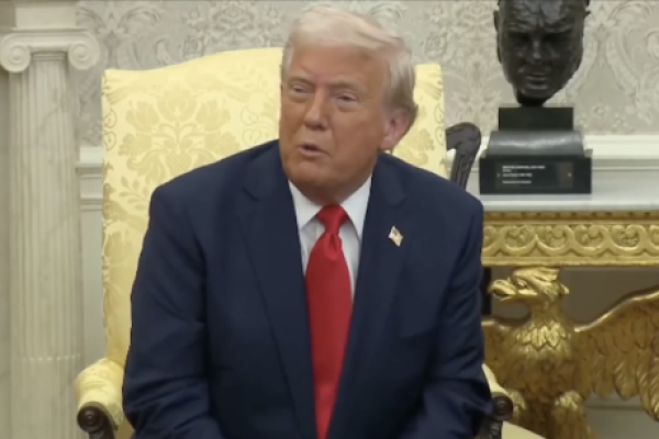 <p>Ahora en DF | Tribunal Supremo de EEUU autoriza a Trump a retirar protección de más de medio millón de inmigrantes</p>
